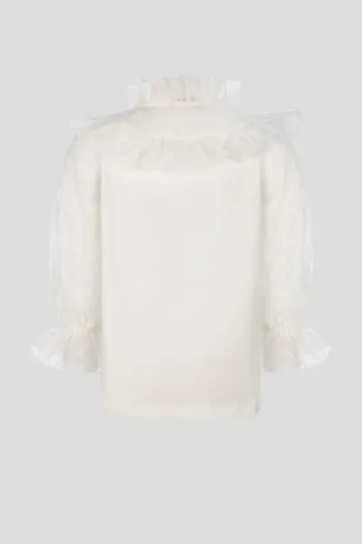 Блузка с кокеткой и рюшами — изображение 9