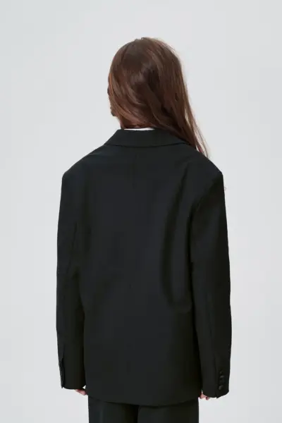 Жакет однобортный свободного кроя, черный — изображение 12