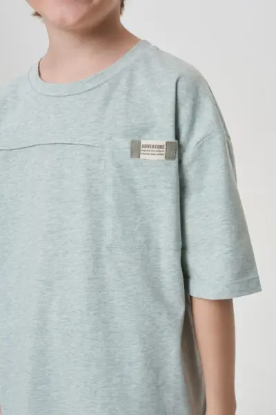 Футболка трикотажная с карманом — изображение 4