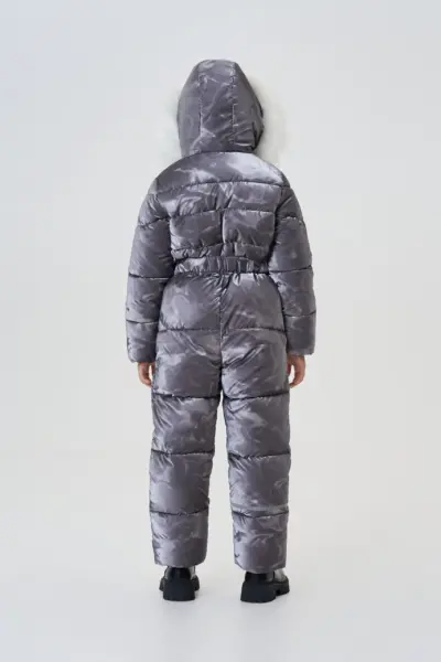 Комбинезон утепленный с искусственной меховой опушкой — изображение 6