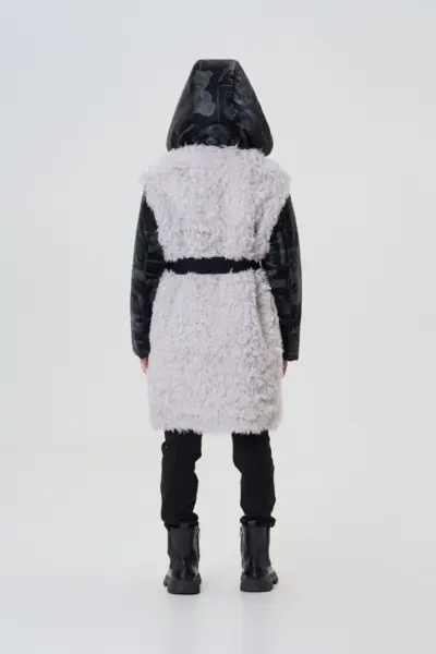 Пальто из искусственного меха с сумочкой — изображение 6