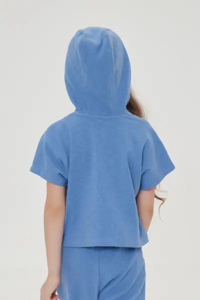 Костюм (футболка с капюшоном и брюки) из трикотажной лапши — изображение 7