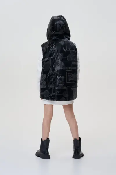 Жилет на синтепоне, принт "мишки" — изображение 5