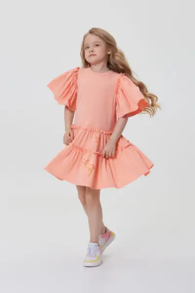 Платье из трикотажного меланжа с воланами — изображение 5