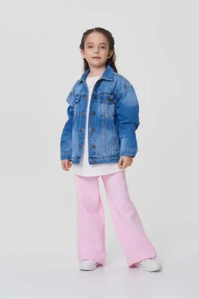 Куртка джинсовая с декором — изображение 7