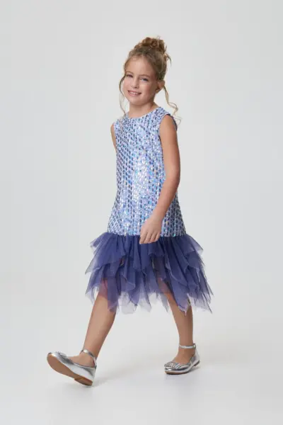 Платье нарядное из пайеток с воланом из сетки — изображение 4