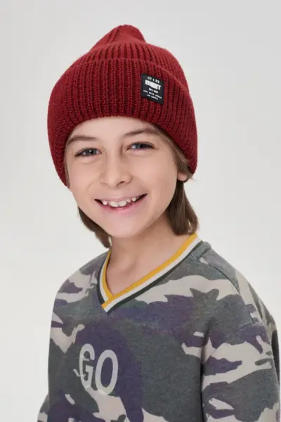 Шапка с декором — изображение 3