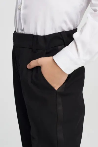 Брюки нарядные костюмные с лампасами из атласа — изображение 5