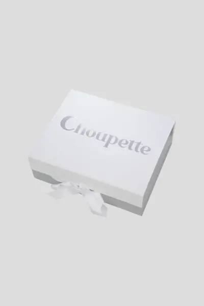 Коробка подарочная серебристая на магните — изображение 3