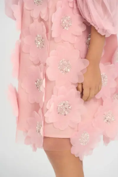 Платье с объемными цветами — изображение 7