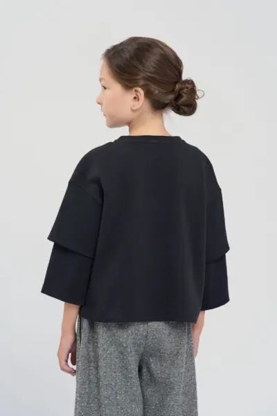 Футболка с декором — изображение 3