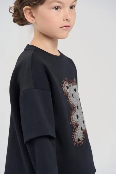 Футболка с декором — изображение 6