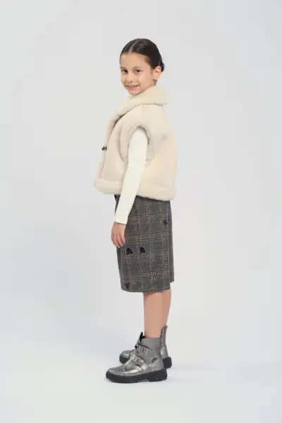 Жилет меховой — изображение 6