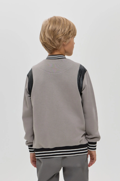 Бомбер из футера — изображение 3