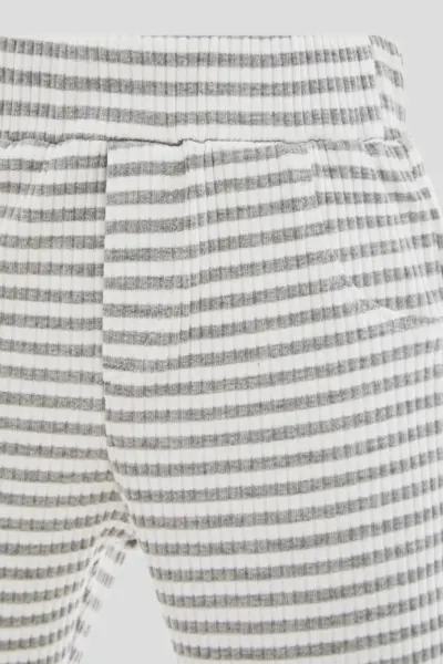 Комплект трикотажный (брюки, лонгслив, шапочка) — изображение 9