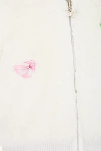 Куртка-бомбер из искусственного меха с декором бабочки — изображение 3