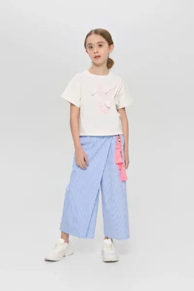 Футболка укороченная с декором — изображение 6