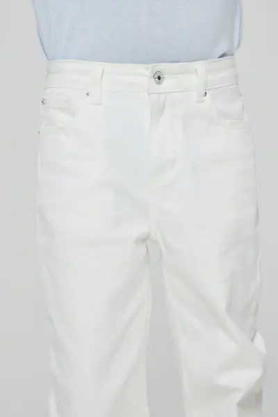 Джинсы прямого кроя — изображение 5