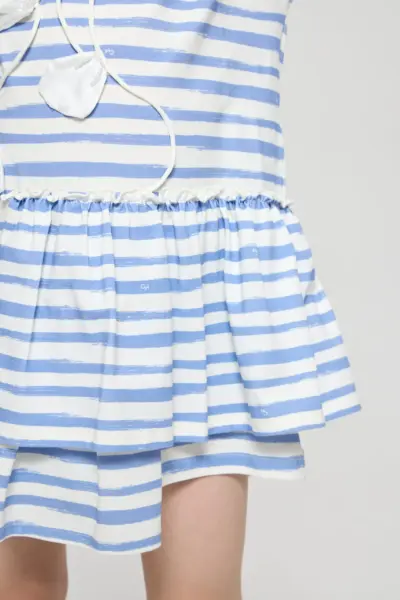 Платье с объёмным декором — изображение 10