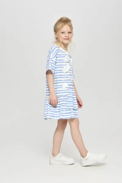 Платье с объёмным декором — изображение 3