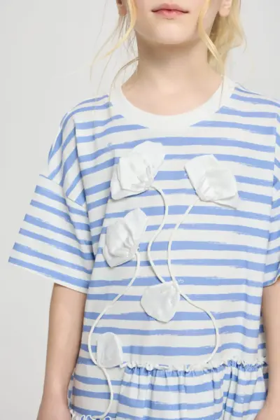 Платье с объёмным декором — изображение 8