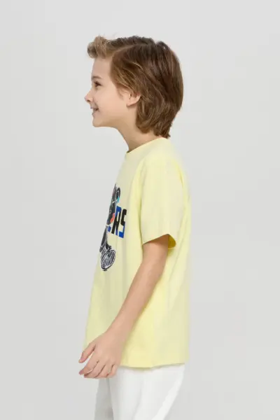 Футболка с декором — изображение 3