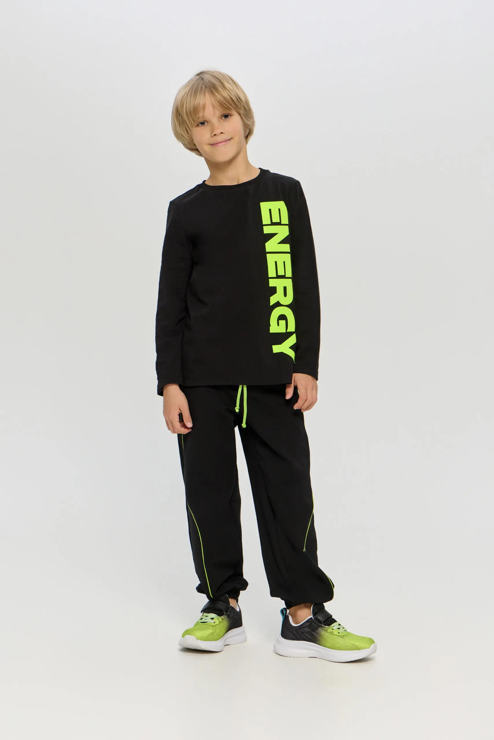 44.1.555 (1) Брюки спортивные — изображение 1