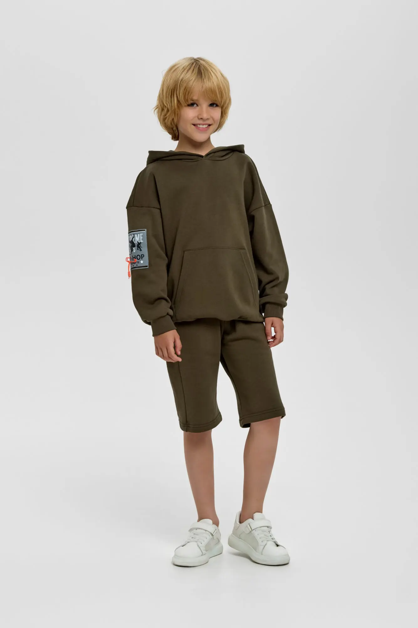 186.70 (1) Костюм из футера (худи и шорты) — изображение 1