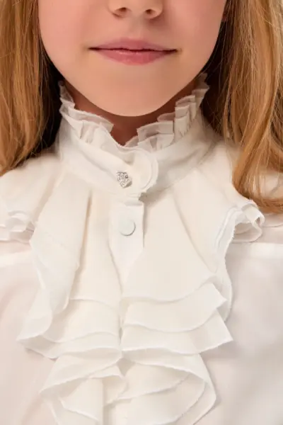 Блузка нарядная с жабо, белая — изображение 12