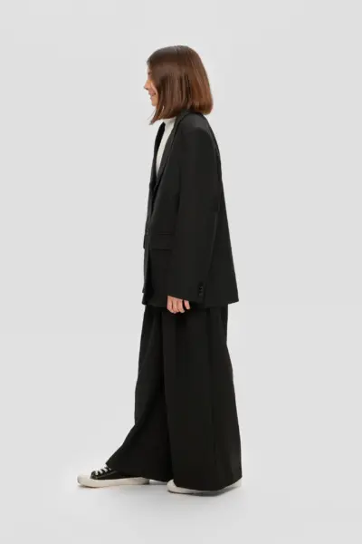 Жакет однобортный свободного кроя, черный — изображение 20