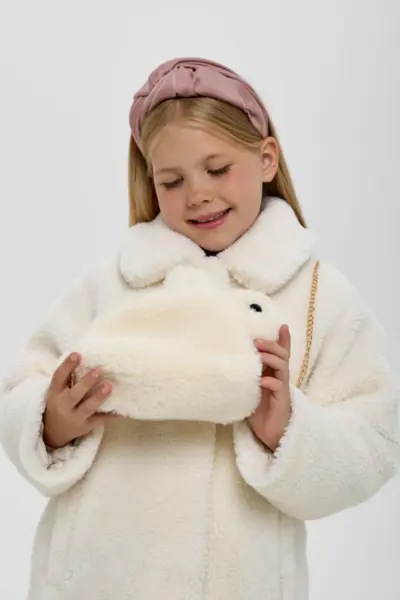 Пальто из искусственного меха с сумочкой, на синтепоне — изображение 8