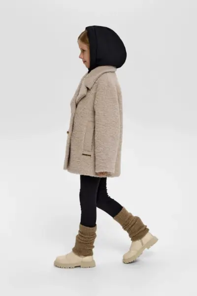 Пальто утепленное со съемным капюшоном — изображение 8