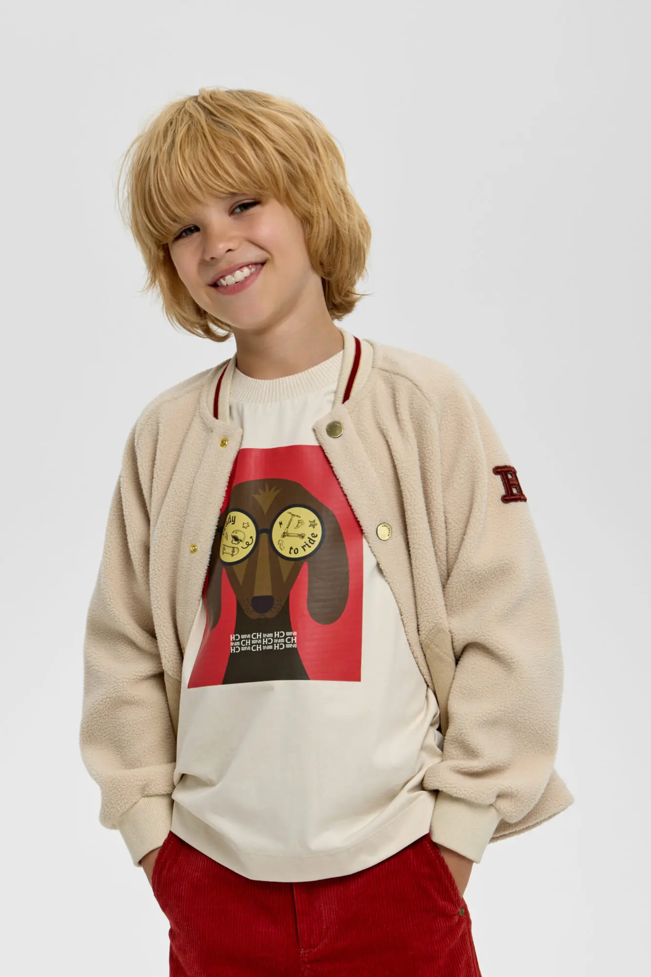 14.131 (2) Бомбер с декором — изображение 1