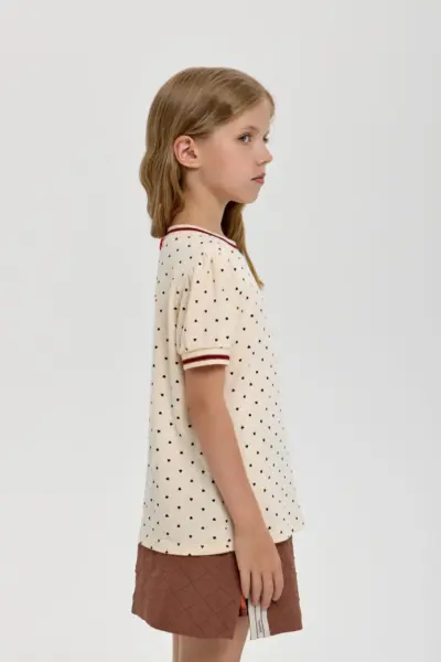 Футболка с декором — изображение 3