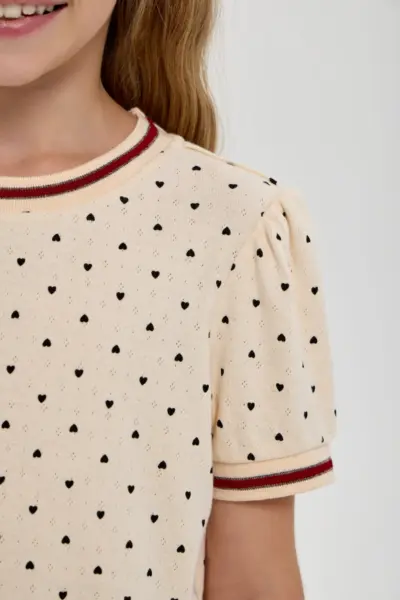 Футболка с декором — изображение 11