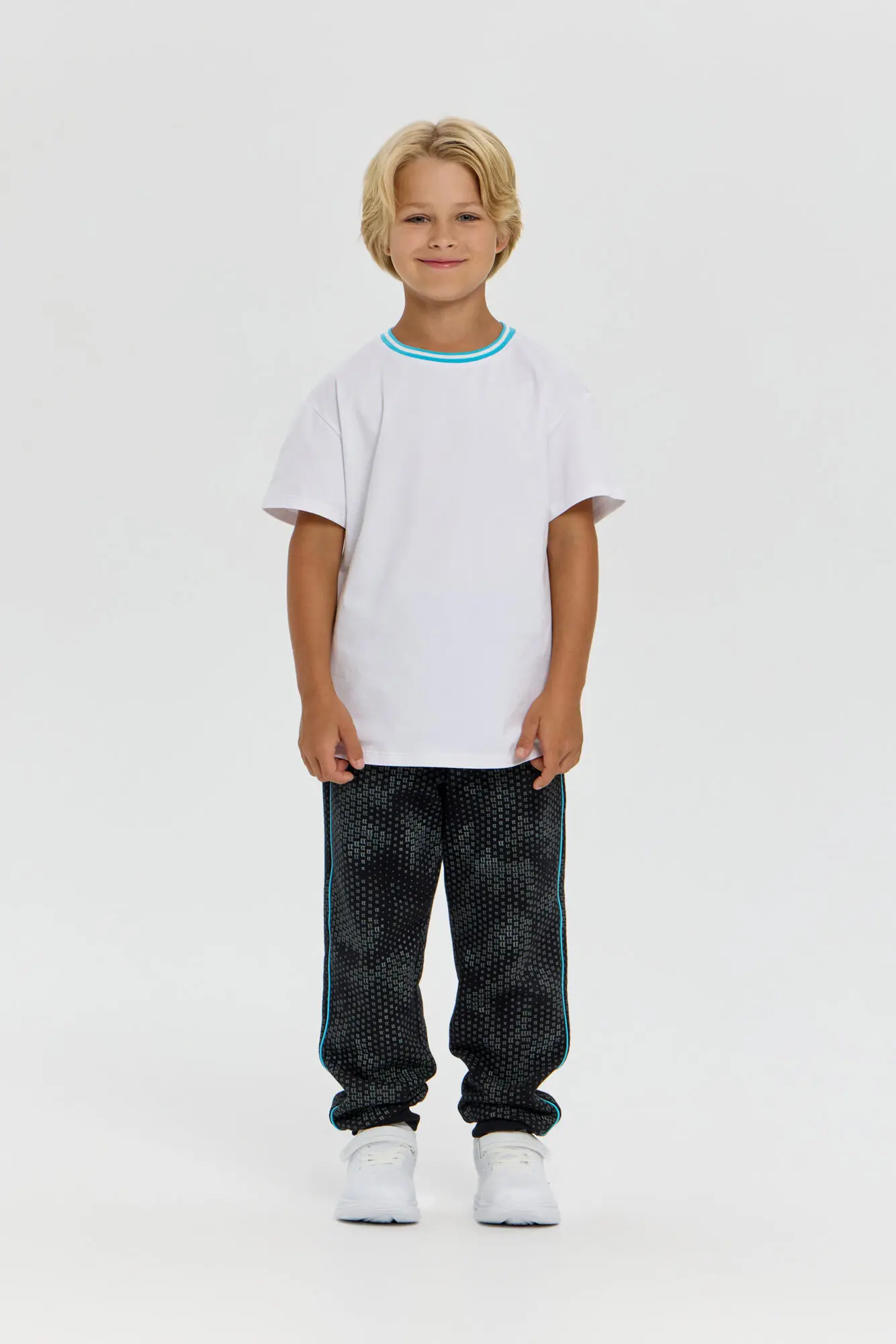 13.2.555 (6) Брюки спортивные с принтом — изображение 1