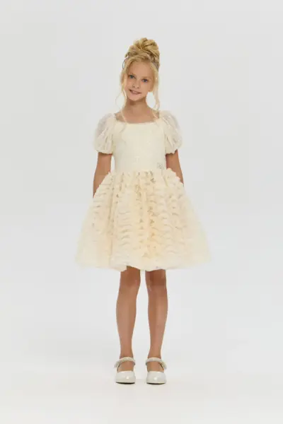 Платье нарядное с воланами — изображение 5