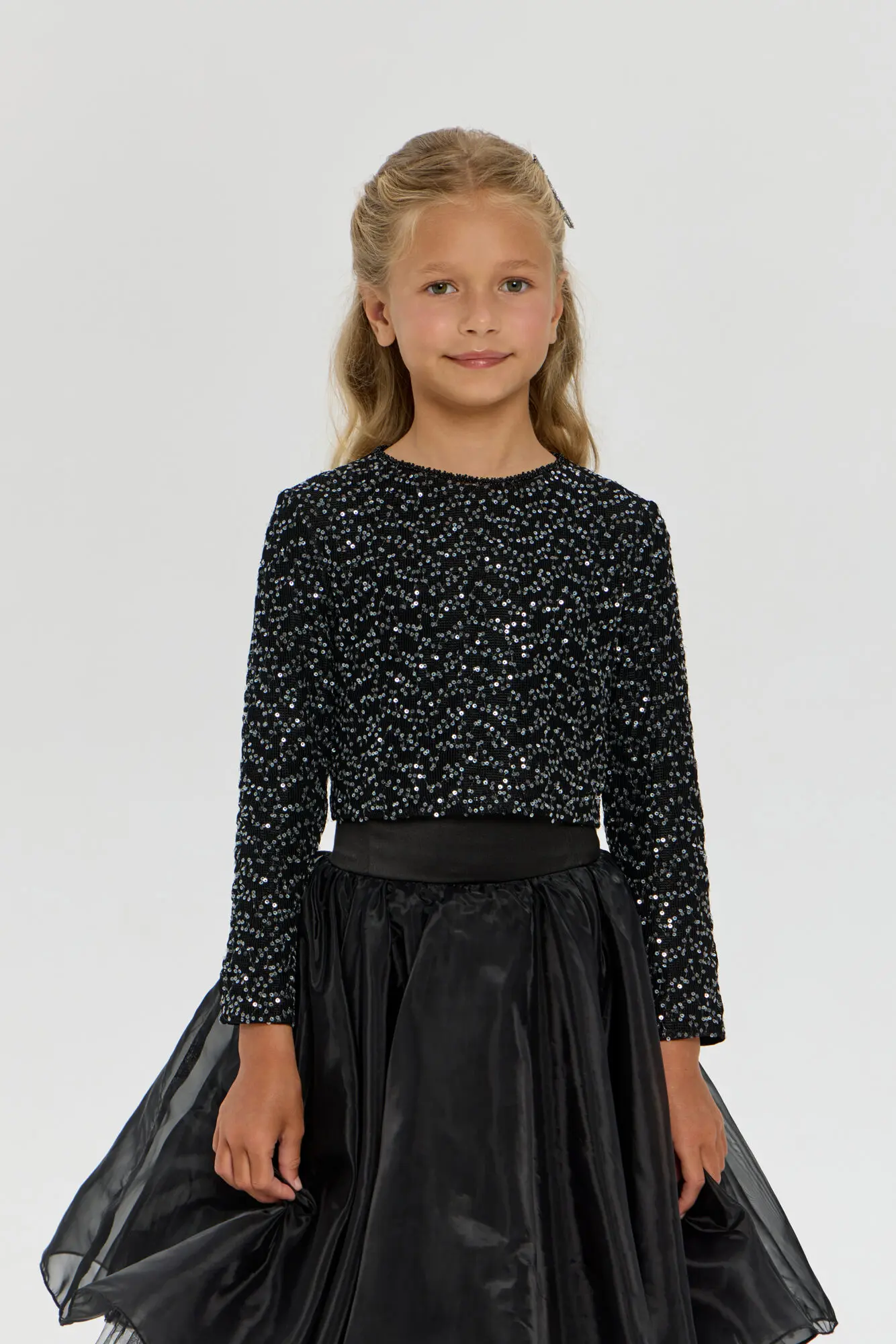 1835.43 (1) Блузка нарядная с пайетками — изображение 1