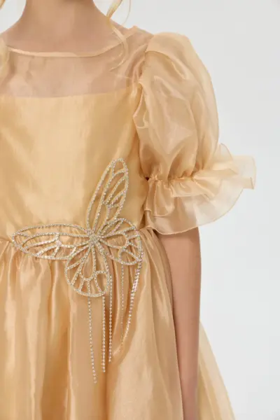 Платье нарядное с объемным декором — изображение 6