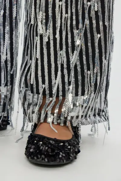 Брюки нарядные с пайетками — изображение 8