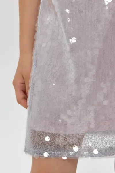 Платье нарядное с пайетками — изображение 7