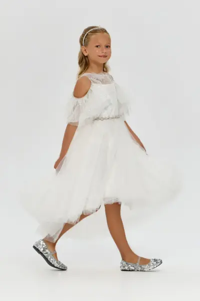 Платье с пышными рукавами — изображение 3