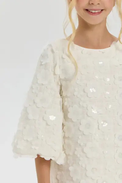 Платье с объемными цветами и пайетками — изображение 6