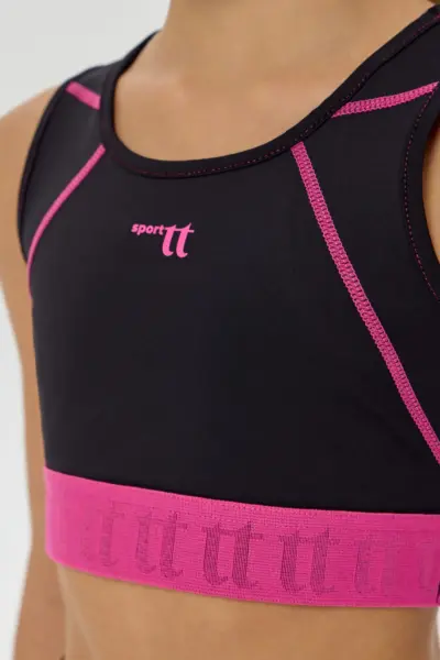 Топ спортивный с фактурной резинкой — изображение 10