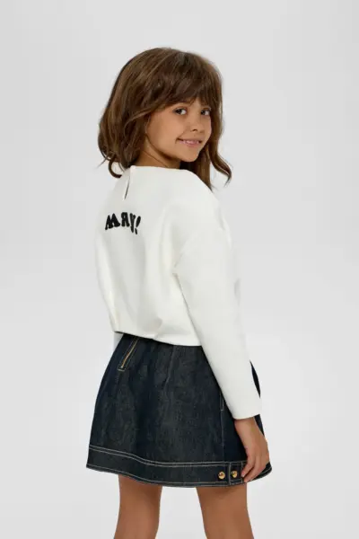 Лонгслив укороченный с декором — изображение 5