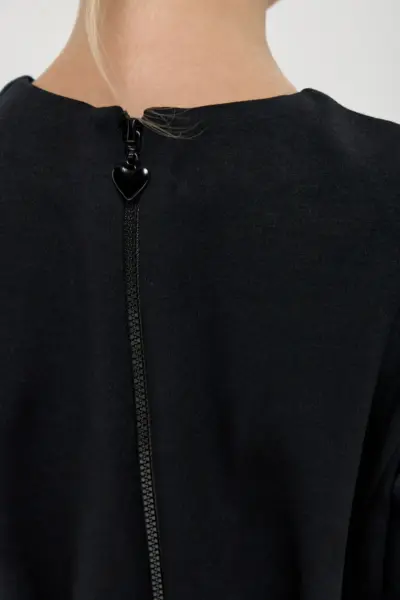 Платье с поясом — изображение 10