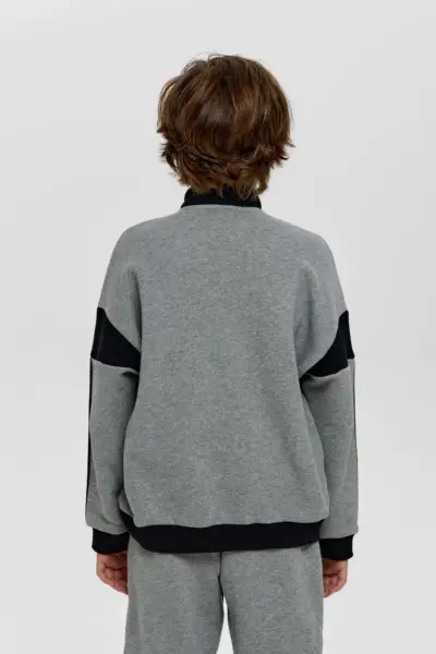 Толстовка на молнии — изображение 3