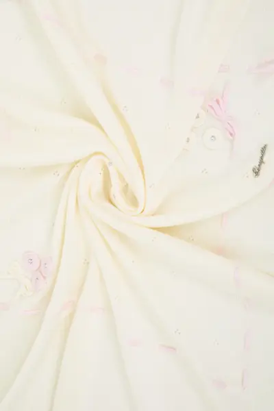 Плед вязаный с декорами и стразами — изображение 3