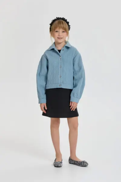 Куртка джинсовая с декором — изображение 11