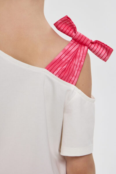 Футболка с объемным декором — изображение 10